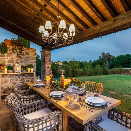 Villa Il Conte: Luxury Tuscan With Pool And Orentano