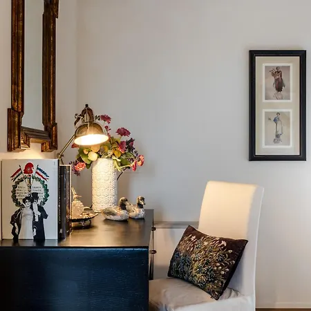 Il Conte: Luxury Tuscan With Pool And Villa Orentano