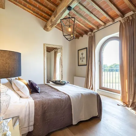 Il Conte: Luxury Tuscan With Pool And Villa Orentano